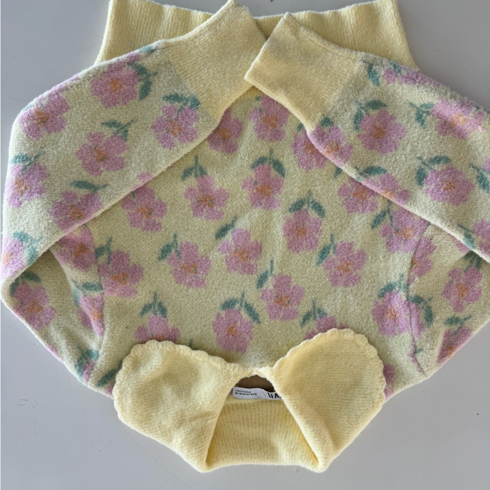 Nwot Zara Pale Yellow Floral Crewneck Sweater sz M - Picture 6 of 6